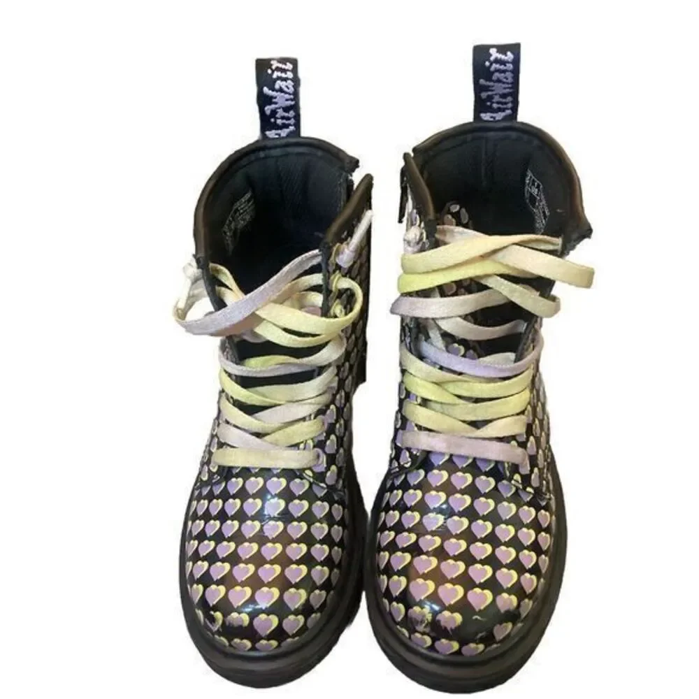 dr martens 1460 Boots Jr Size 13 PATENT HEART PRINTED LACE UP Docs‎